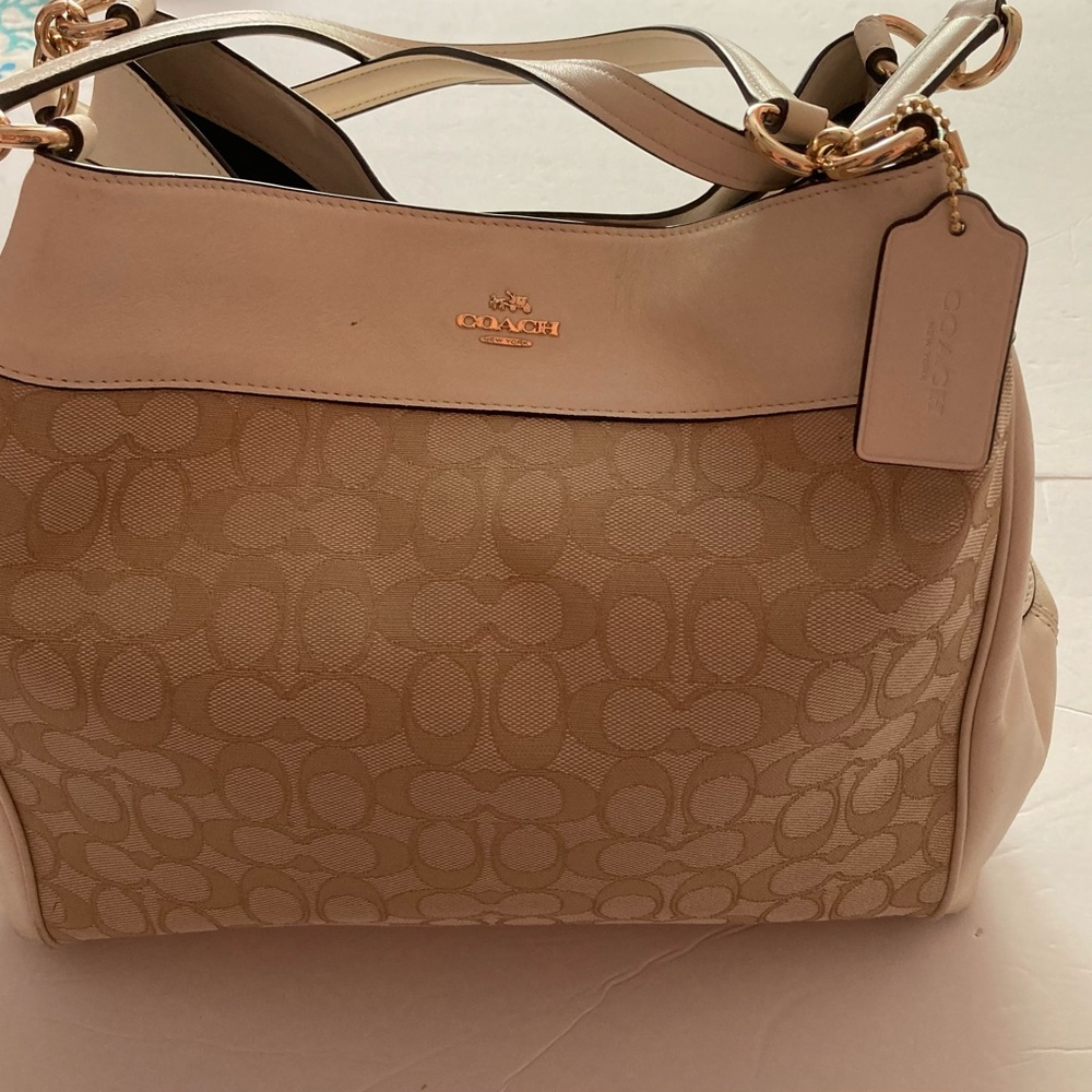 Coach Beige and Cream Signature Shoulder Bag Gold tone hardware Leather trim - Picture 2 of 14